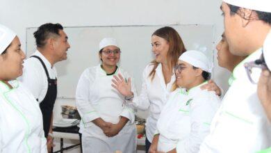 Photo of “Seguir transformando el futuro de las juventudes”:  Cecilia Patrón