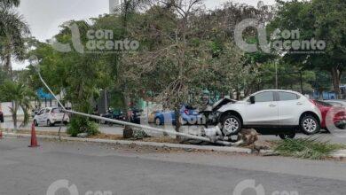 Photo of Choca contra poste de luz en Montecristo