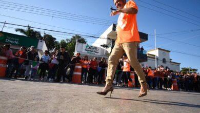 Photo of Carreras en tacones de hombres en carnavales de Yucatán