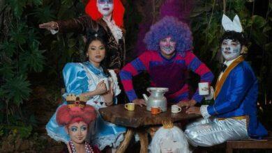 Photo of Sesión de XV años de “Alicia en el País de las Maravillas”
