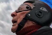 Photo of Hombre de 106 años rompe récord de salto en paracaídas