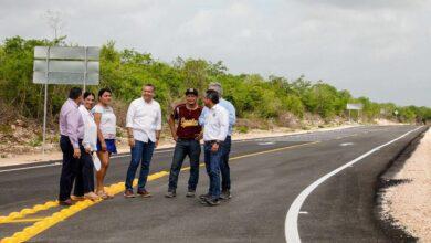 Photo of Alejandro Ruz entrega parque y carretera en Sac-Nicté