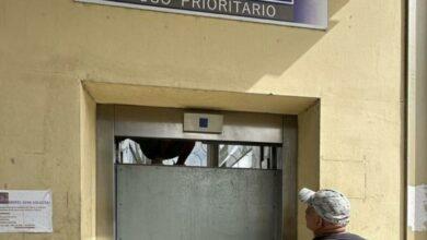 Photo of Se queda atorado en elevador de puente en periférico