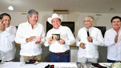 Photo of Anuncian renacimiento de la ganadería de tu Yucatán