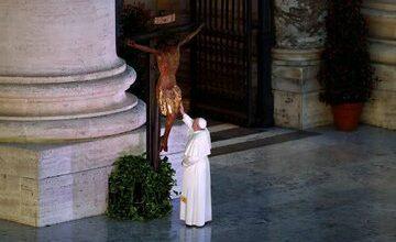 Photo of El papa Francisco sufre «crisis» respiratoria