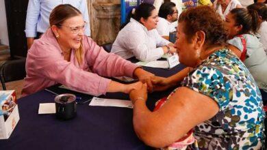 Photo of Atiende Cecilia Patrón a la comunidad meridana