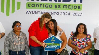 Photo of Entrega Cecilia Patrón acciones de vivienda en el sur de Mérida