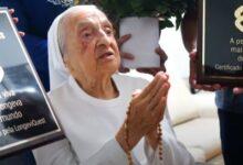 Photo of Fallece la persona más anciana del mundo, dejando un legado de fe