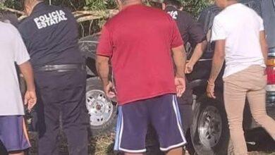 Photo of Se estrella contra un árbol y fallece