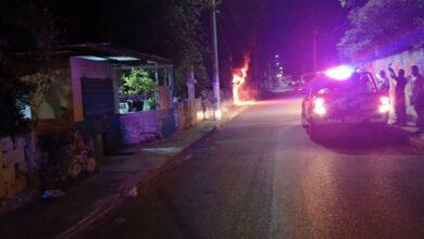 Photo of Rescate de una familia en Umán tras quedar atrapada en un incendio