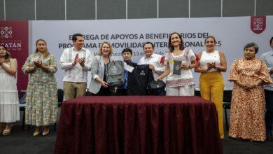 Photo of Cien estudiantes yucatecos viajarán becados a Canadá