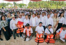 Photo of Yucatán fortalece seguridad marítima con equipo para pescadores