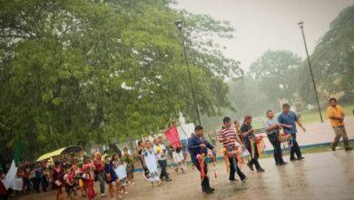 Photo of Ni la lluvia detiene la fe de los devotos a San Juan Bautista
