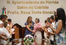 Photo of Ayuntamiento entrega la Medalla “Rosa Torre González” a Bertha Munguía