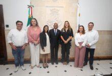 Photo of Cecilia Patrón recibe visita del embajador de Singapur en México
