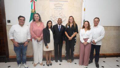 Photo of Cecilia Patrón recibe visita del embajador de Singapur en México