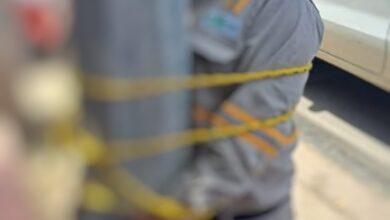 Photo of Habitantes de Dzemul amarran a trabajador de la CFE por fallas eléctricas