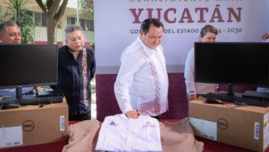Photo of Renacimiento Maya impulsa la educación: Díaz Mena entrega equipo y anuncia inversión histórica para la UPN