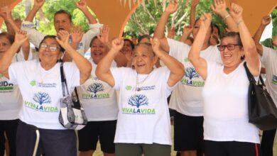 Photo of Clubes Viva la Vida: un año transformando la vida de las personas mayores en Mérida