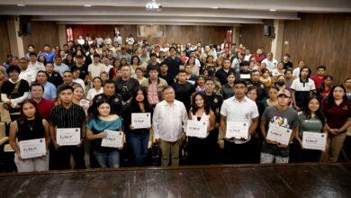 Photo of Becas para impulsar el futuro de hijas e hijos de policías en Yucatán