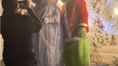 Photo of Propuesta surrealista: El Grinch y el Dr. Simi se viralizan con boda en México