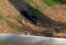 Photo of Motociclista de app rescata a pasajera herida atrapada en un canal en Tlanepantla