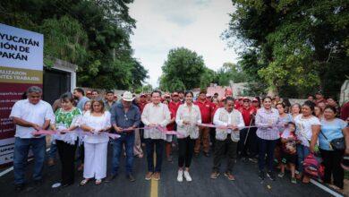 Photo of Renuevan calles en Tepakán y mejoran la movilidad de la comunidad