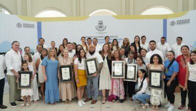 Photo of Mérida reconoce a ciudadanos que fortalecen los valores cívicos y culturales 2025