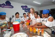 Photo of Más de 2 mil meridanas aprenden, emprenden y crecen en los Centros Aprende