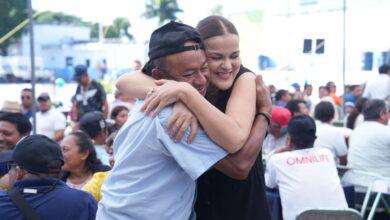 Photo of Cecilia Patrón reconoce a trabajadores municipales por su labor y anuncia aumento salarial