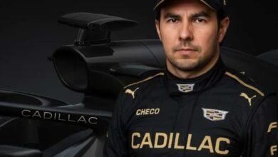 Photo of Cadillac revela el traje oficial que usará Checo Pérez en su regreso a la F1 2026