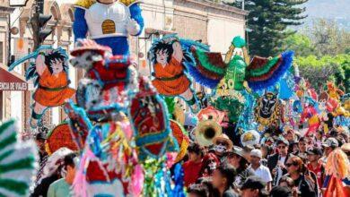 Photo of Un carro alegórico de Dragon Ball se vuelve sensación en el Carnaval del Torito de Petate en Morelia