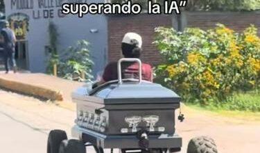 Photo of Video viral muestra “auto ataúd” circulando en México y desata humor en redes