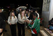Photo of Cecilia Patrón reparte cobijas en Mérida