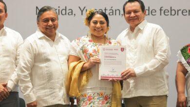 Photo of Gobierno de Yucatán otorga 582 plazas docentes con procesos transparentes y justicia laboral