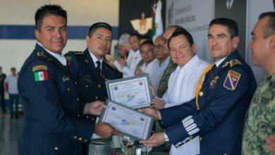 Photo of Gobernador Joaquín Díaz Mena encabeza aniversario 111 de la Fuerza Aérea Mexicana en Yucatán