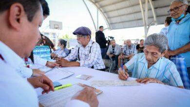Photo of Gobierno de Yucatán acerca trámites a jubilados con el Operativo Supervivencia 2026