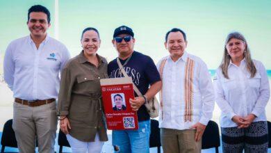 Photo of Entregan motores a pescadores en Yucatán para modernizar el sector