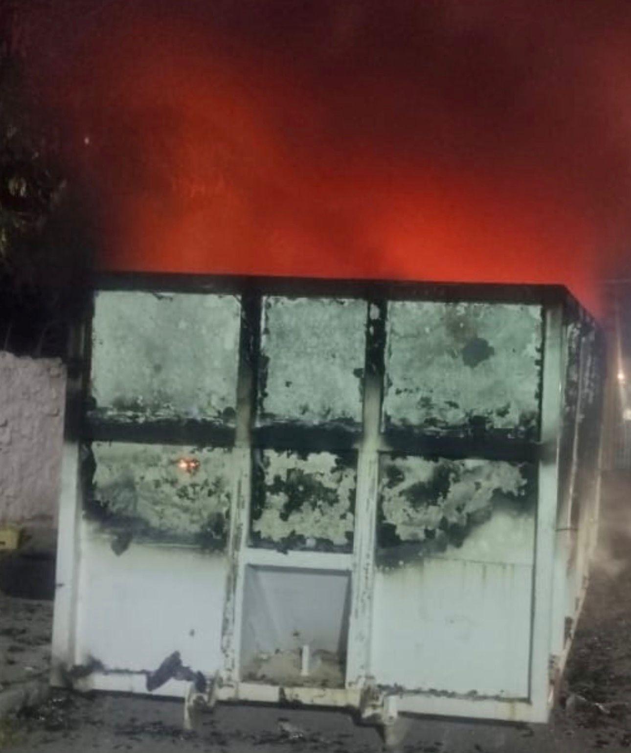 Controlan incendio en contenedor de basura en el Centro de Mérida sin ...