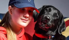 Photo of Pickle, la perra guía que se convirtió en apoyo clave para una deportista paralímpica