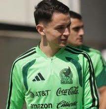 Photo of Álvaro Fidalgo estrena la camiseta del Tri y emociona a la afición rumbo al Mundial 2026