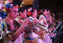Photo of Orquesta femenina renueva la jarana yucateca con histórico debut