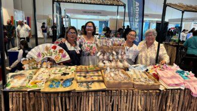 Photo of Artesanos y prestadores turísticos de Mérida brillan en expo “Qué lindo es Yucatán”