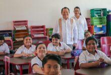 Photo of Gobierno estatal entrega aulas y mejora vialidades en Umán con nuevas obras