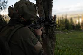 Photo of Israel amenaza con responder con máxima fuerza en Líbano tras muerte de soldados