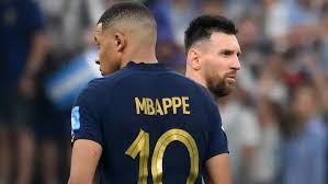 Photo of Mbappé revela la sorprendente precisión de Messi en los entrenamientos: “Lo hace todo bien”