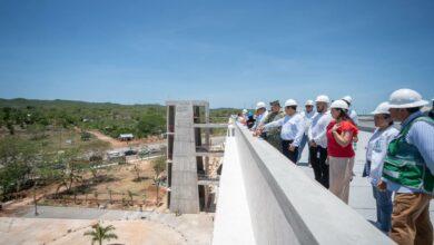 Photo of Supervisan avance del nuevo mercado y hospital del IMSS en Ticul