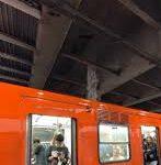 Photo of Lluvias provocan “cascada” dentro del Metro CDMX y se vuelve viral