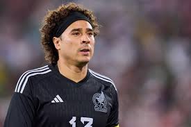 Photo of Memo Ochoa hará historia con México al disputar su sexto Mundial