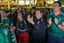 Photo of Más de once mil aficionados celebran el triunfo de México en las Zonas Fan de Yucatán